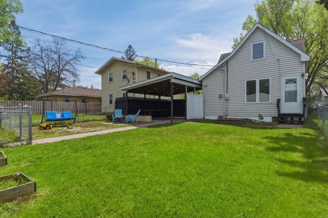 751 Minnehaha Avenue W, Saint Paul, MN 55104