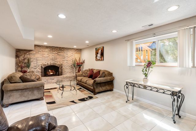 1151 Whitehall Street, Lombard, IL 60148