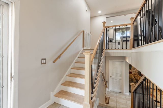 1151 Whitehall Street, Lombard, IL 60148