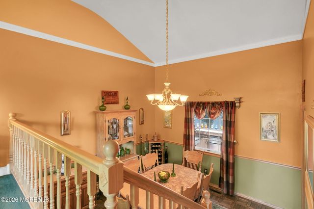 31 Bayberry Lane, Middletown, NJ 07748