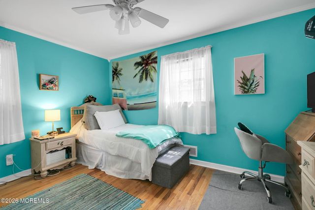 31 Bayberry Lane, Middletown, NJ 07748
