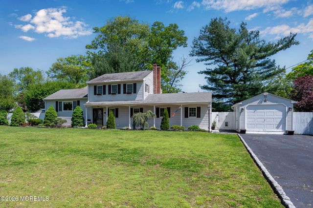 31 Bayberry Lane, Middletown, NJ 07748