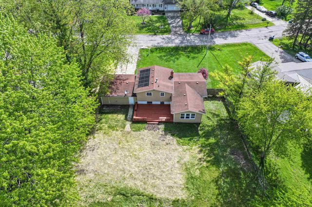 6058 Meadowwood Lane, Grand Blanc Twp, MI 48439