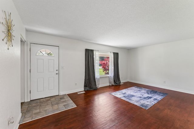 6058 Meadowwood Lane, Grand Blanc Twp, MI 48439