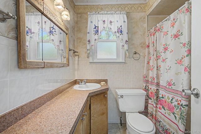 121 Putnam Drive, Carmel, NY 10512
