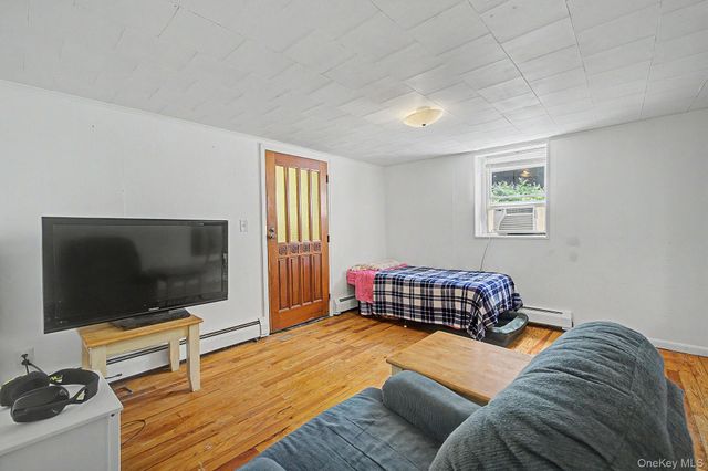 121 Putnam Drive, Carmel, NY 10512