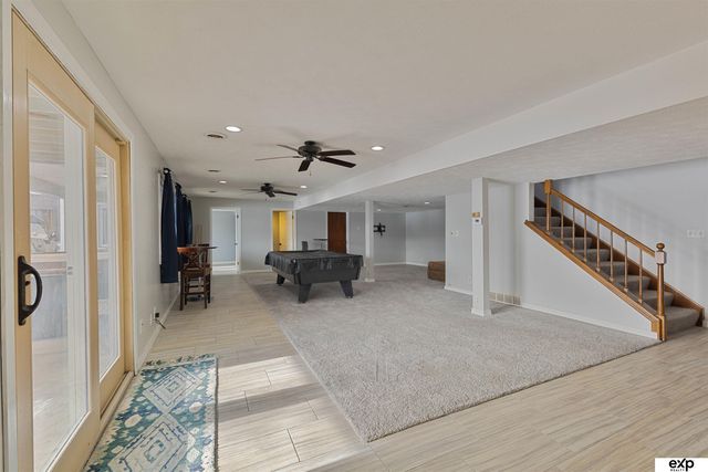 460 Lakehurst Drive, Waterloo, NE 68069