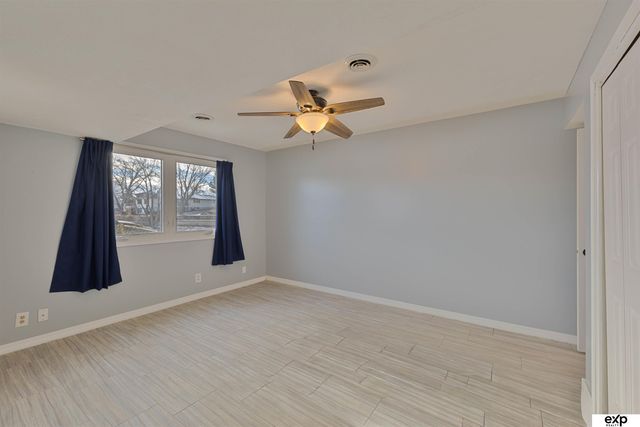 460 Lakehurst Drive, Waterloo, NE 68069