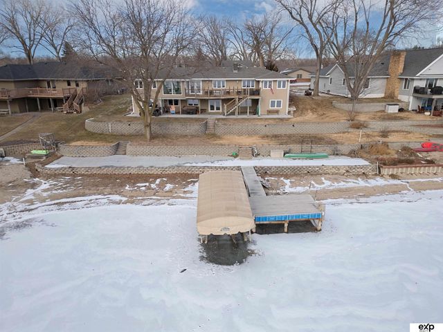 460 Lakehurst Drive, Waterloo, NE 68069