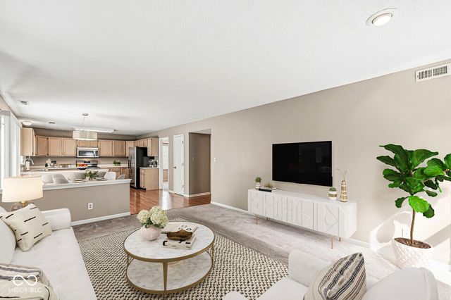 7701 Garrick Street, Fishers, IN 46038