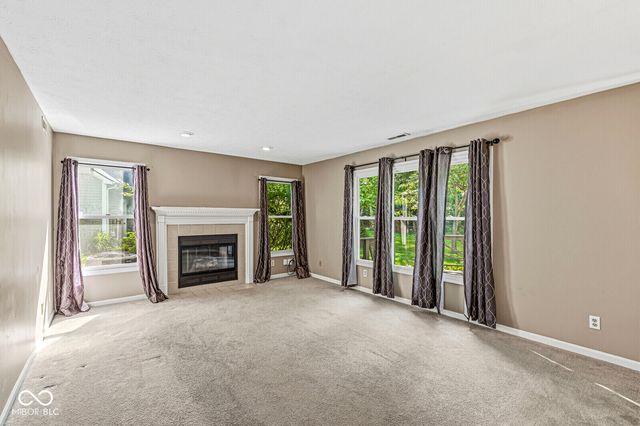 7701 Garrick Street, Fishers, IN 46038