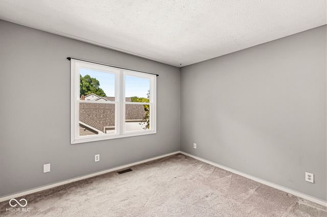 7701 Garrick Street, Fishers, IN 46038