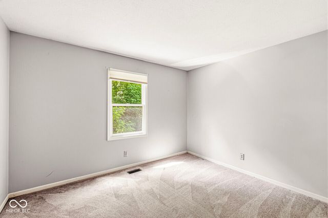 7701 Garrick Street, Fishers, IN 46038