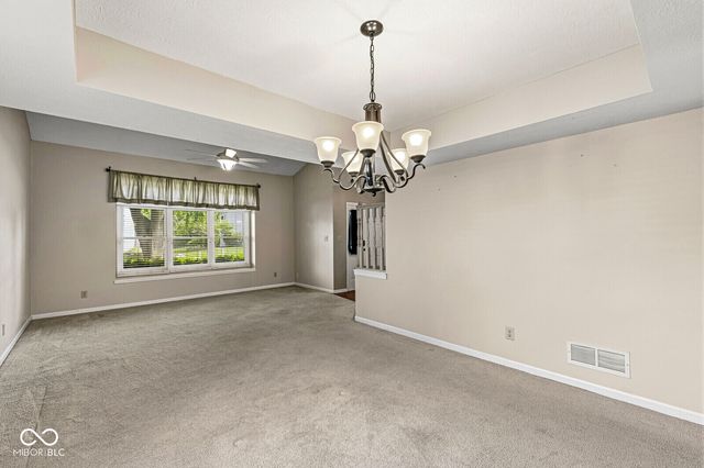 7701 Garrick Street, Fishers, IN 46038
