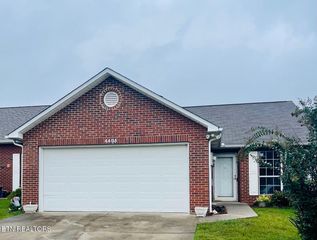 4405 Greenfern Way, Knoxville, TN 37912