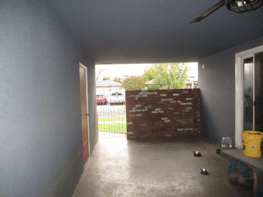 Image 19 of property listing at 1568 E Calimyrna Avenue, Fresno, CA 93710