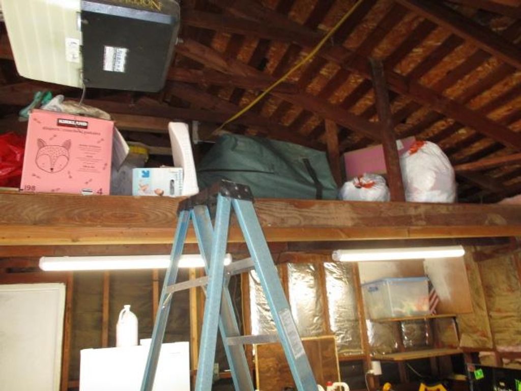 Image 24 of property listing at 1568 E Calimyrna Avenue, Fresno, CA 93710