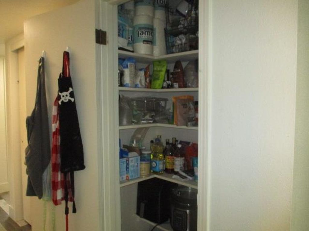 Image 33 of property listing at 1568 E Calimyrna Avenue, Fresno, CA 93710