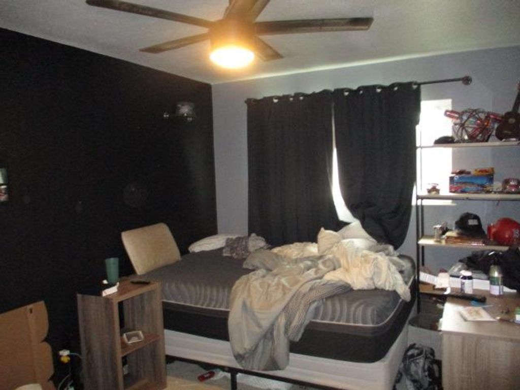 Image 46 of property listing at 1568 E Calimyrna Avenue, Fresno, CA 93710