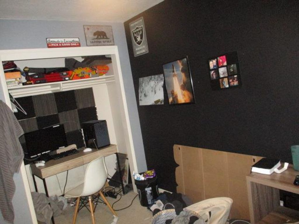 Image 47 of property listing at 1568 E Calimyrna Avenue, Fresno, CA 93710