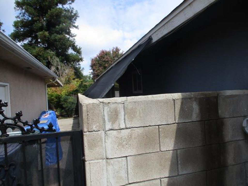 Image 8 of property listing at 1568 E Calimyrna Avenue, Fresno, CA 93710