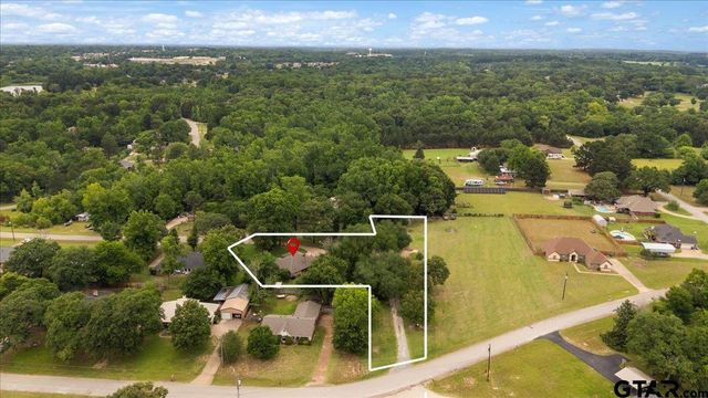 13804 Birchwood Cir, Lindale, TX 75771