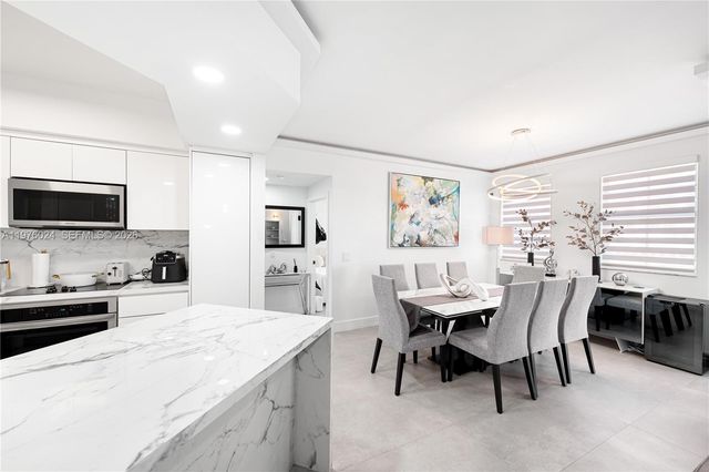 3255 NE 184th St 12101, Aventura, FL 33160