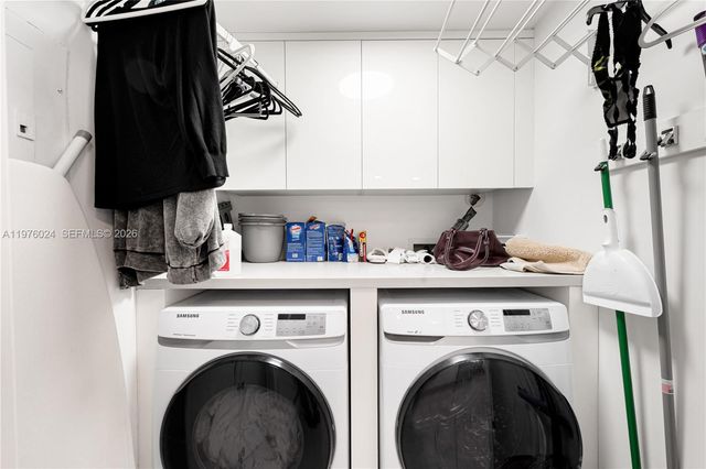 3255 NE 184th St 12101, Aventura, FL 33160