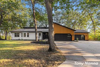 15060 Mercury Drive, Grand Haven, MI 49417