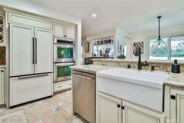 4658 Tam Oshanter Drive, Westlake Village, CA 91362