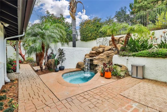 4658 Tam Oshanter Drive, Westlake Village, CA 91362
