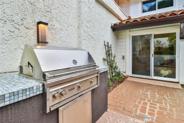 4658 Tam Oshanter Drive, Westlake Village, CA 91362