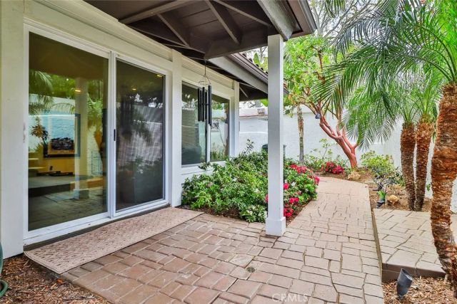 4658 Tam Oshanter Drive, Westlake Village, CA 91362