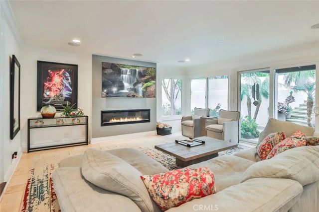 4658 Tam Oshanter Drive, Westlake Village, CA 91362