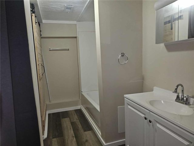 1205 6TH Avenue, St Joseph, MO 64505