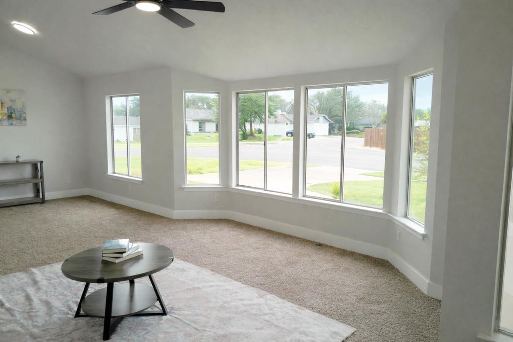 Image 4 of property listing at 3922 N Dante Avenue, Fresno, CA 93722