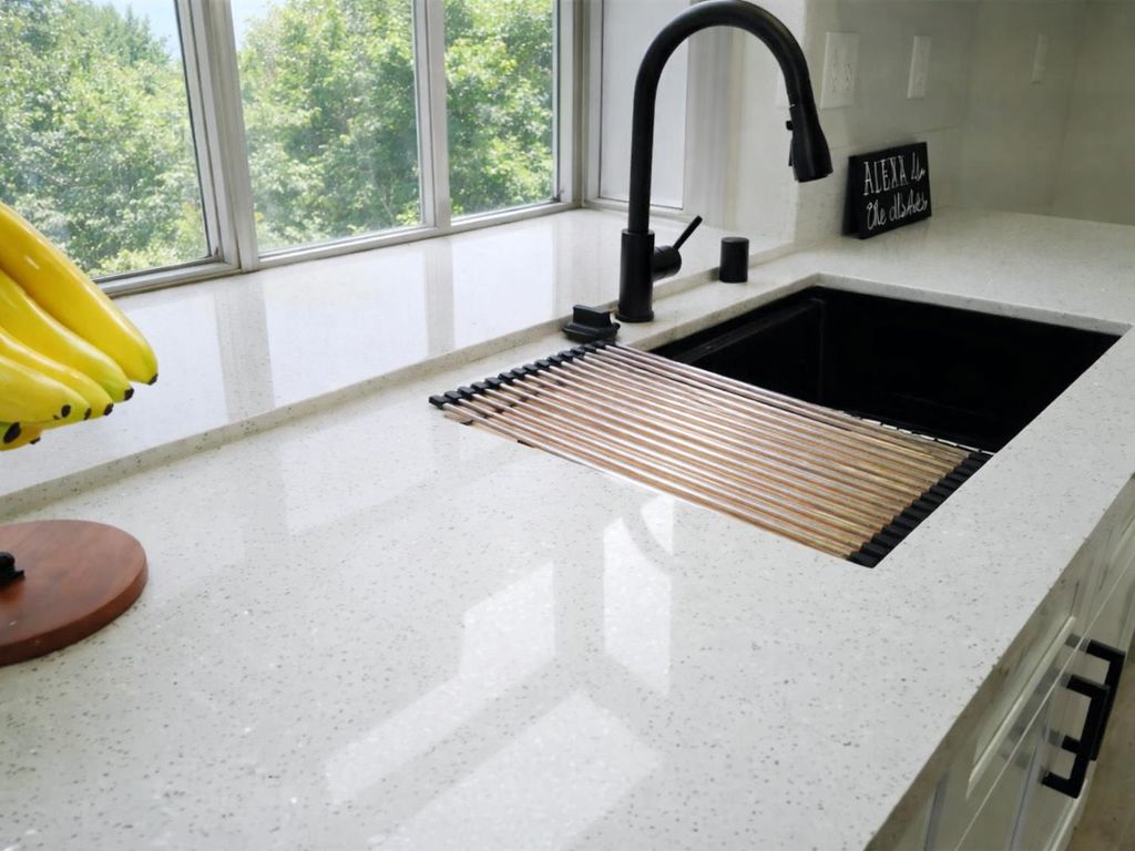 Image 8 of property listing at 3922 N Dante Avenue, Fresno, CA 93722