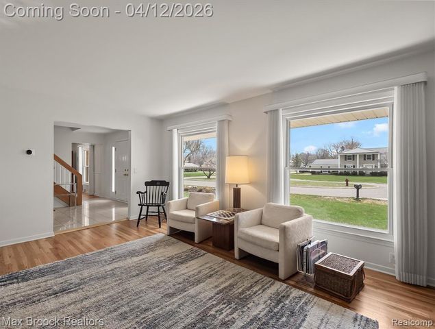 6540 Alderley Way, West Bloomfield, MI 48322