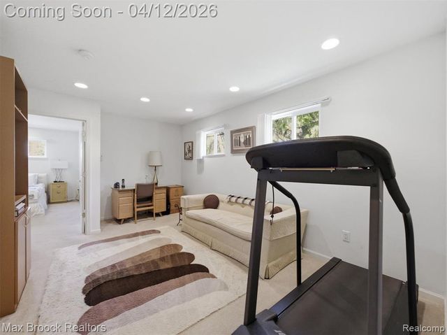 6540 Alderley Way, West Bloomfield, MI 48322