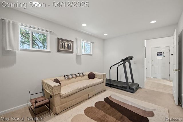 6540 Alderley Way, West Bloomfield, MI 48322