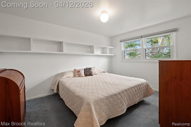 6540 Alderley Way, West Bloomfield, MI 48322