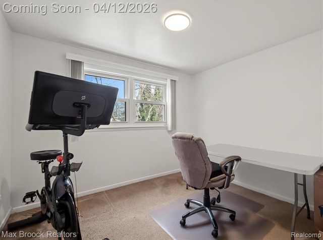 6540 Alderley Way, West Bloomfield, MI 48322