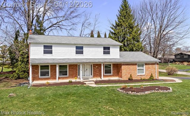 6540 Alderley Way, West Bloomfield, MI 48322