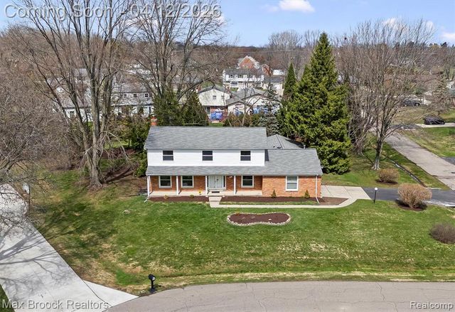 6540 Alderley Way, West Bloomfield, MI 48322