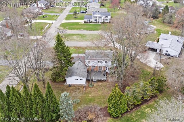 6540 Alderley Way, West Bloomfield, MI 48322