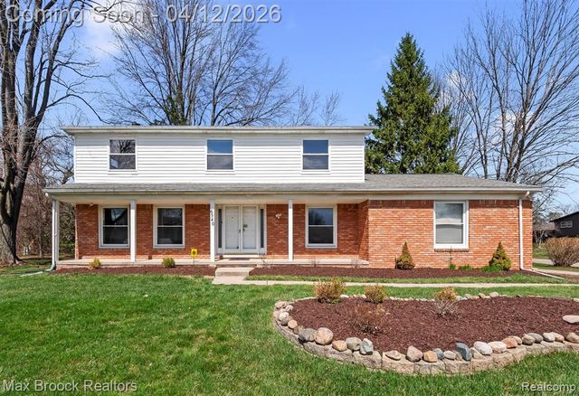 6540 Alderley Way, West Bloomfield, MI 48322