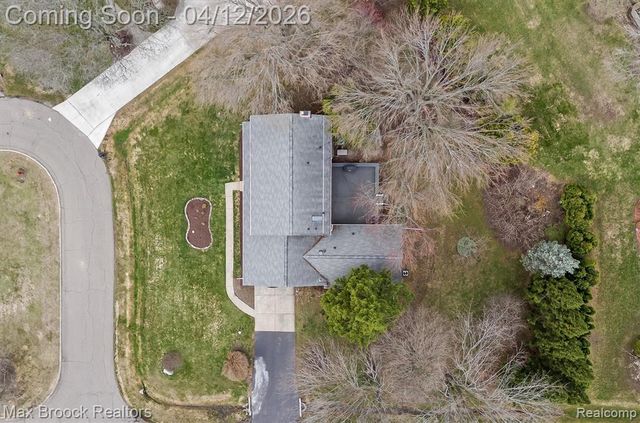 6540 Alderley Way, West Bloomfield, MI 48322