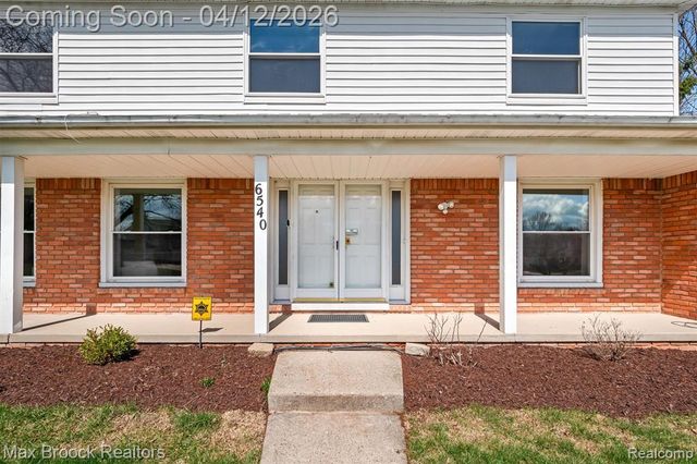 6540 Alderley Way, West Bloomfield, MI 48322