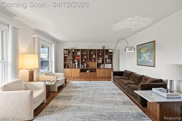 6540 Alderley Way, West Bloomfield, MI 48322