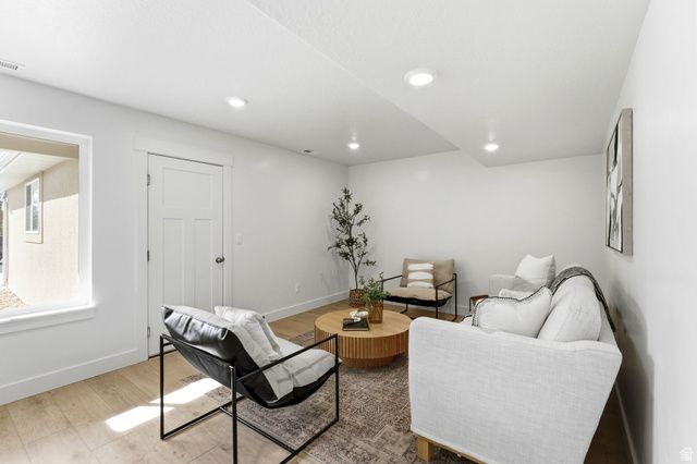 1621 N ANGEL ST, Layton, UT 84041